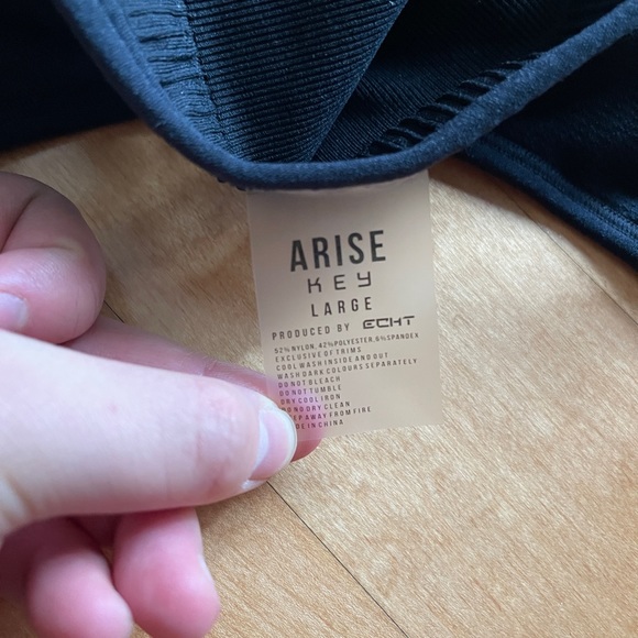ECHT Arise Key Sports Bra Black Size Large - Picture 7 of 7